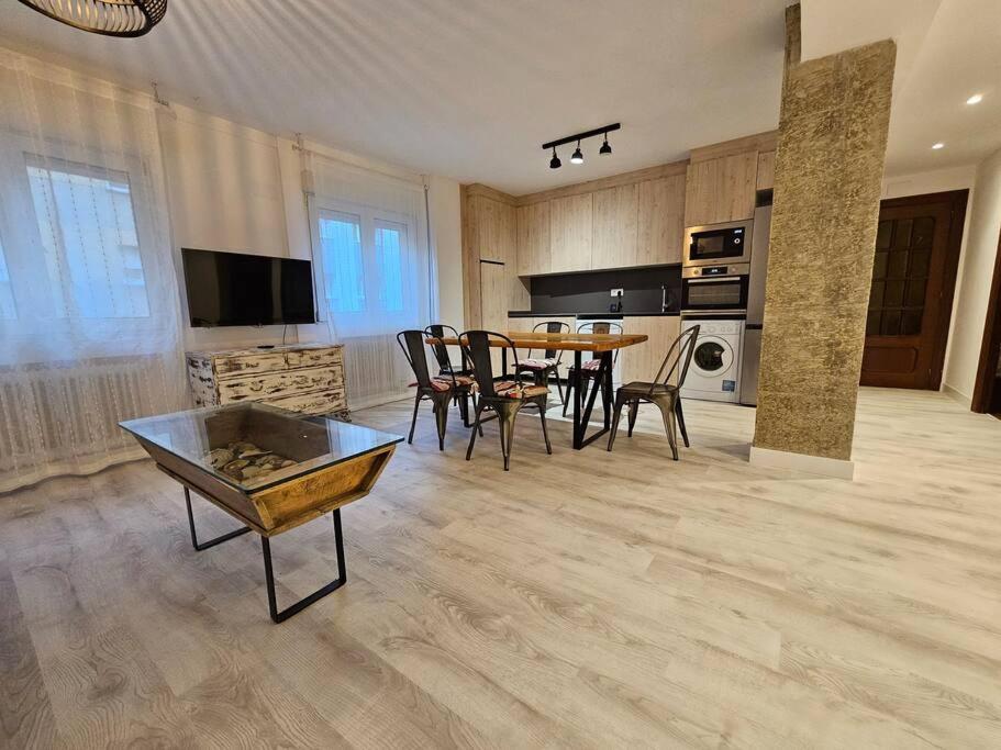 1A108 Amplio Y Moderno Apartamento Gijón Buitenkant foto