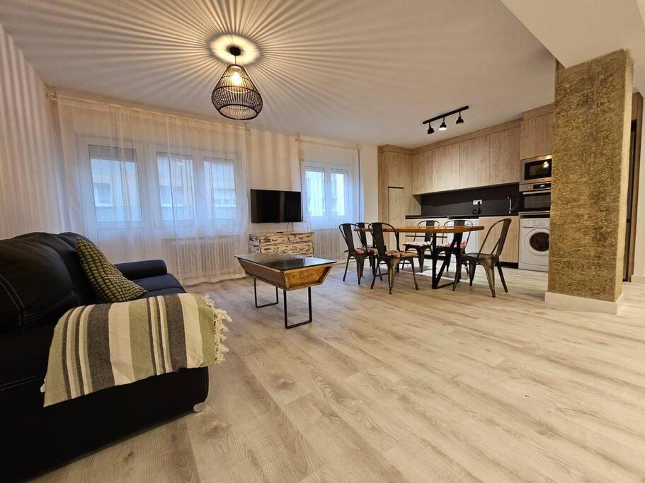 1A108 Amplio Y Moderno Apartamento Gijón Buitenkant foto